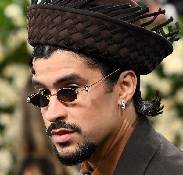 Bad Bunny, #1 du top albums France pour la 3ème semaine d&rsquo;affilée, une performance inédite pour un artiste international depuis 2016