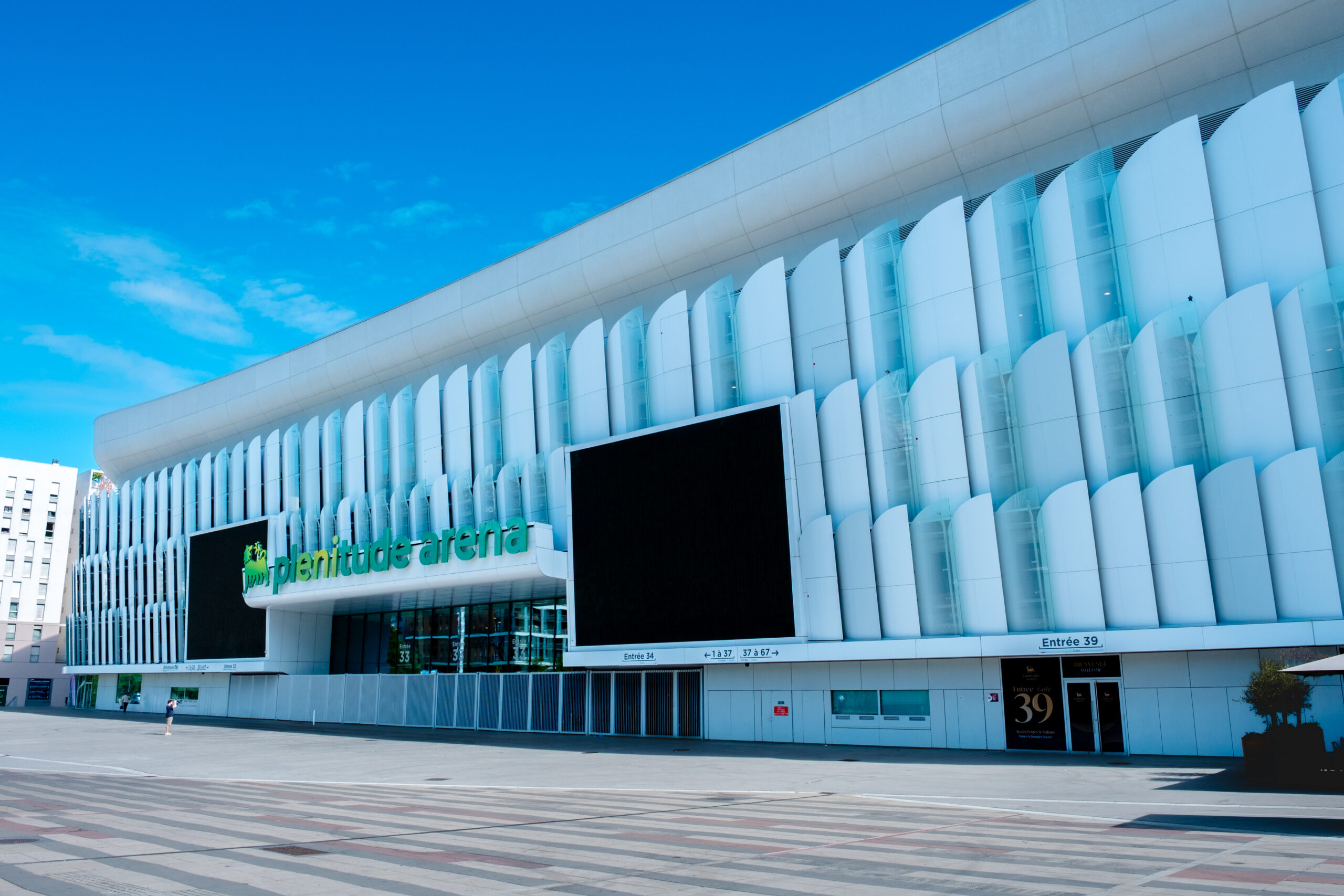 “Plénitude Arena”, nouveau nom de La Défense Arena, en cours de rachat par Live Nation