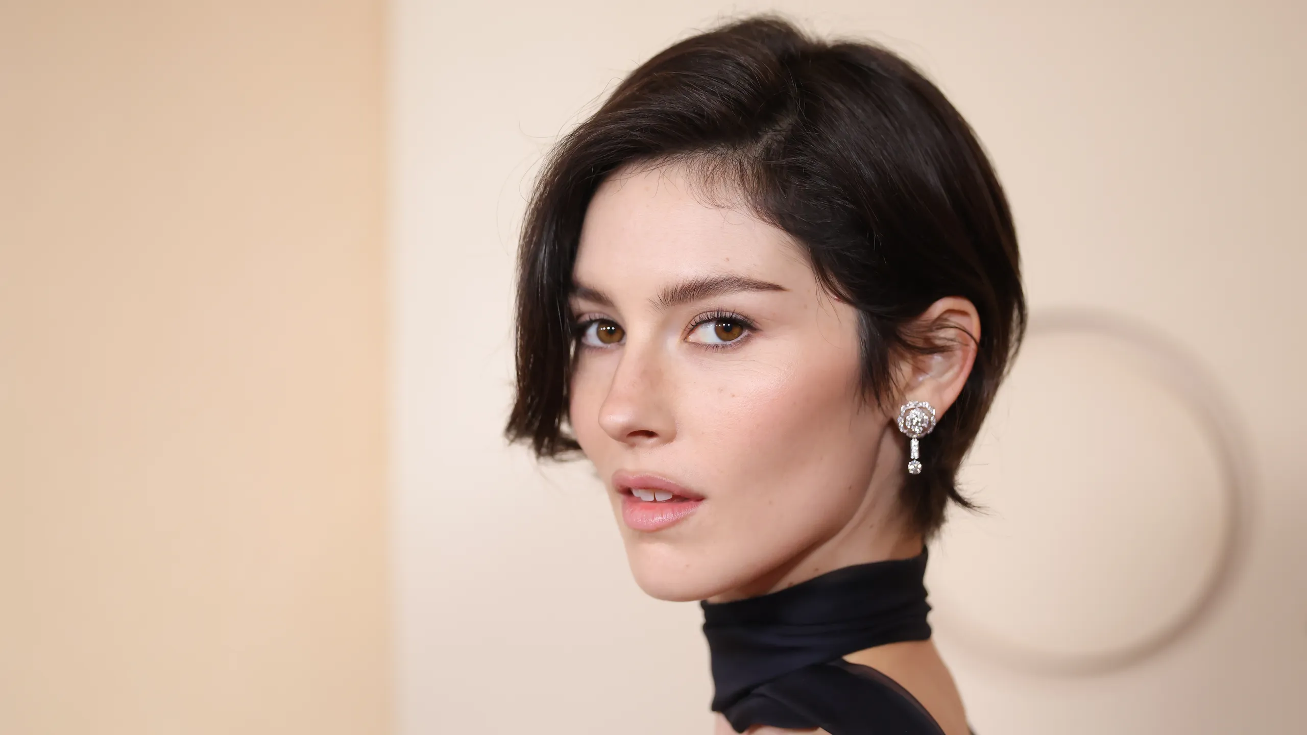Top albums France: Gracie Abrams #1 avec “Daughter from hell”, son meilleur démarrage